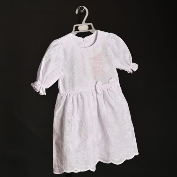 DSC_4729_fata Rochiță albă cu broderie eleganță diafană din 100% bumbac pentru fetițe ca din poveste - fata
