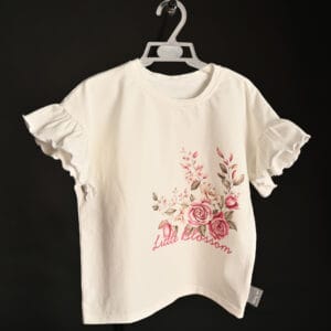 DSC_4805_fata Tricou fetiță alb Little Blossom cu flori roz și volane